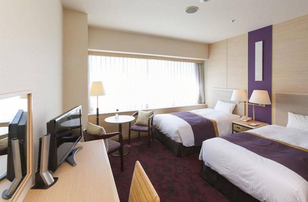 Chofu Creston Hotel Buitenkant foto