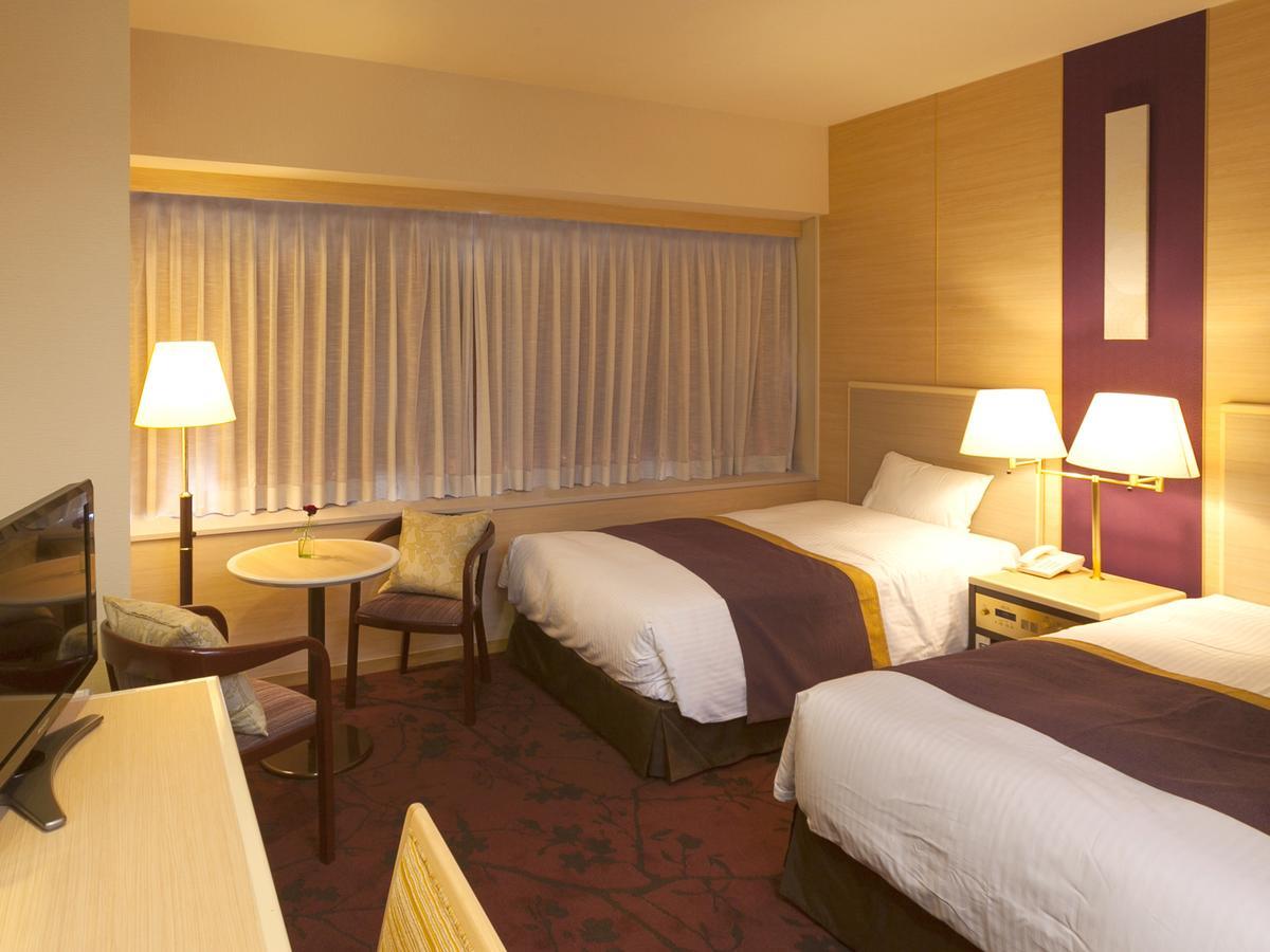 Chofu Creston Hotel Buitenkant foto